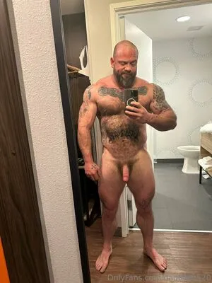 Dadbodz520 OnlyFans Leaked Free Thumbnail Picture - #tDl5q8rX1P