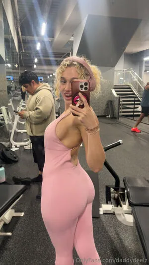 Daddydeelz OnlyFans Leaked Free Thumbnail Picture - #Kn2oEDP2LY