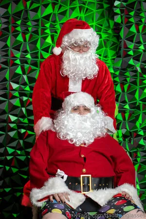 Daddyinglasses OnlyFans Leaked Free Thumbnail Picture - #WP44dbQGCu