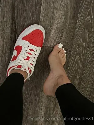 Dafootgoddess1 OnlyFans Leaked Free Thumbnail Picture - #L4l3uaf7g8