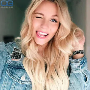 Dagi Bee OnlyFans Leaked Free Thumbnail Picture - #7lELVYnXlN
