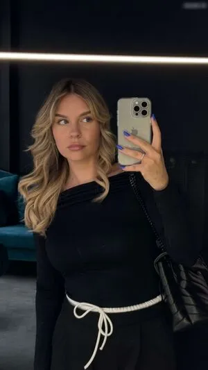 Dagi Bee OnlyFans Leaked Free Thumbnail Picture - #ArOL0zwP8T