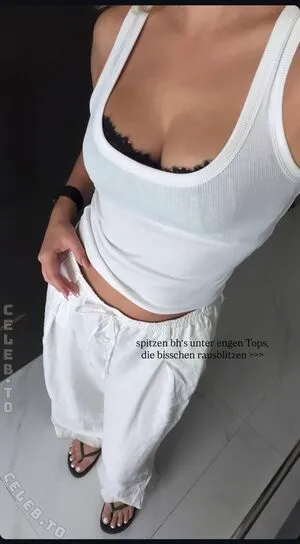 Dagi Bee OnlyFans Leaked Free Thumbnail Picture - #ArmjciIybB