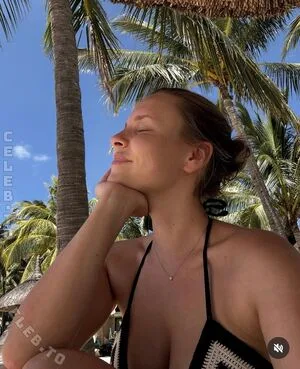 Dagi Bee OnlyFans Leaked Free Thumbnail Picture - #D7QDsiIMNY