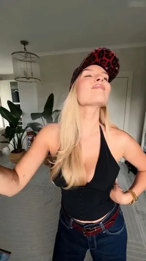 Dagi Bee OnlyFans Leaked Free Thumbnail Picture - #EpFz2zfCG2