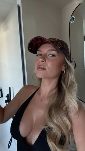 Dagi Bee OnlyFans Leaked Free Thumbnail Picture - #I56Zv7sTfc