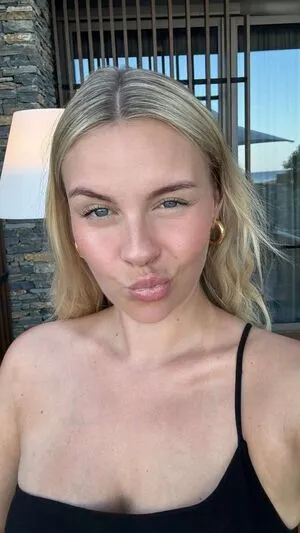 Dagi Bee OnlyFans Leaked Free Thumbnail Picture - #IdI7ANDc6Y