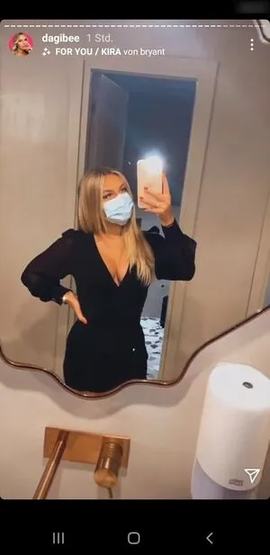 Dagi Bee OnlyFans Leaked Free Thumbnail Picture - #LWoxGNDQQb