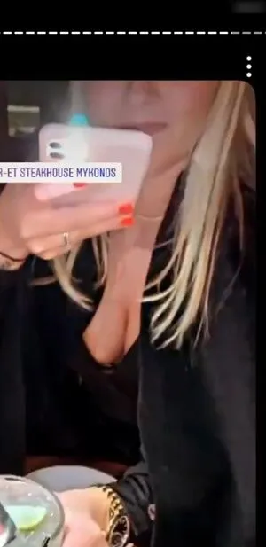 Dagi Bee OnlyFans Leaked Free Thumbnail Picture - #MPF9V63sq3
