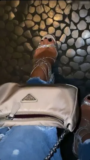 Dagi Bee OnlyFans Leaked Free Thumbnail Picture - #MyDfrQZ4sH