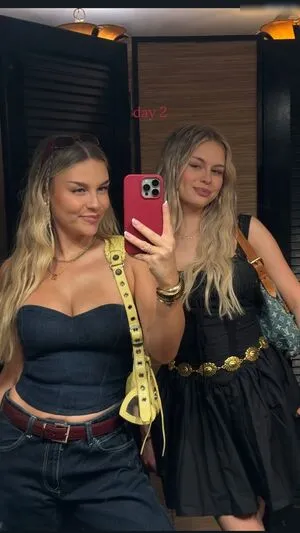 Dagi Bee OnlyFans Leaked Free Thumbnail Picture - #SXi7BYyfVb