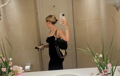Dagi Bee OnlyFans Leaked Free Thumbnail Picture - #V5QvU8ZKf1