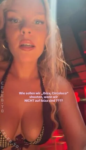 Dagi Bee OnlyFans Leaked Free Thumbnail Picture - #V80FMCQts8