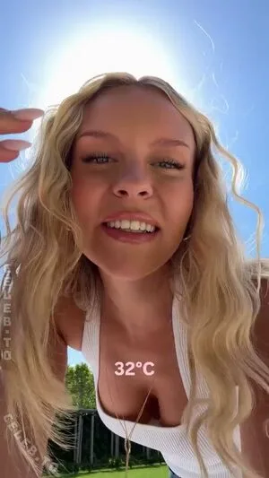 Dagi Bee OnlyFans Leaked Free Thumbnail Picture - #Xw2LzFw3xL