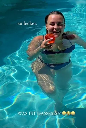Dagi Bee OnlyFans Leaked Free Thumbnail Picture - #YWZJroWBl9