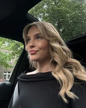 Dagi Bee OnlyFans Leaked Free Thumbnail Picture - #a0kHR0i0GF