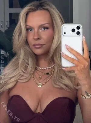 Dagi Bee OnlyFans Leaked Free Thumbnail Picture - #dvobw2Z39i