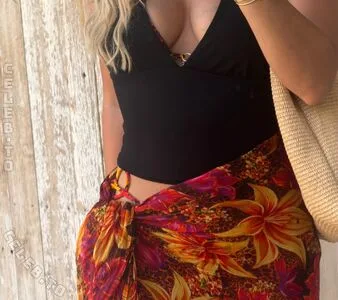 Dagi Bee OnlyFans Leaked Free Thumbnail Picture - #eQt53AgKTi