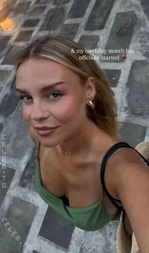 Dagi Bee OnlyFans Leaked Free Thumbnail Picture - #ewJZD0kXGm