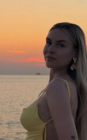 Dagi Bee OnlyFans Leaked Free Thumbnail Picture - #hWWde8PBtD