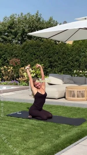 Dagi Bee OnlyFans Leaked Free Thumbnail Picture - #yXkRDFxFMa