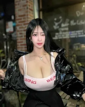 Dahee0326 Dh Oh Eb OnlyFans Leaked Free Thumbnail Picture - #7kvZVXdFdF