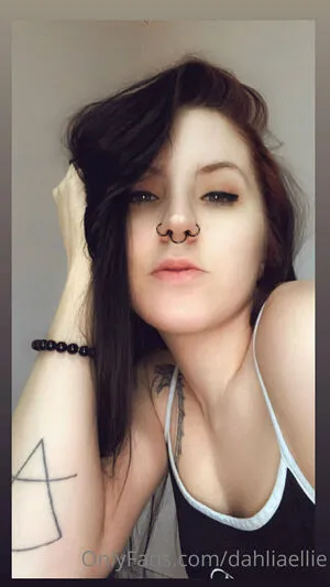 Dahliaellie OnlyFans Leaked Free Thumbnail Picture - #P59hch7ZZ2