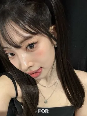 Dahyun OnlyFans Leaked Free Thumbnail Picture - #bMfKo4ef0C