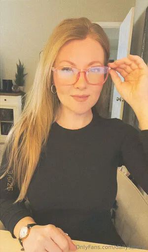 Dailyserena OnlyFans Leaked Free Thumbnail Picture - #dcapIdD5lj