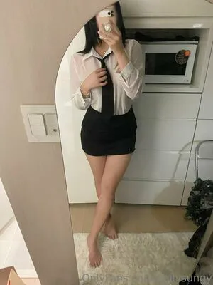 Dailysungy OnlyFans Leaked Free Thumbnail Picture - #HHgliUduQU