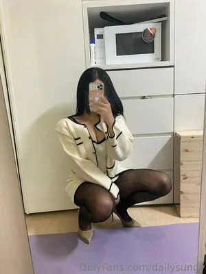 Dailysungy OnlyFans Leaked Free Thumbnail Picture - #Jq7uDWWtZ4