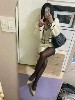 Dailysungy OnlyFans Leaked Free Thumbnail Picture - #dgefUGKHso