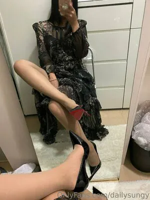 Dailysungy OnlyFans Leaked Free Thumbnail Picture - #gkewu6n00z