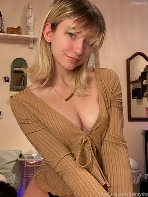 Daintytits OnlyFans Leaked Free Thumbnail Picture - #M5XseO40X1