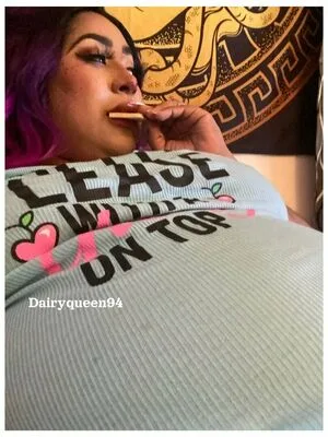 Dairyqueen94 OnlyFans Leaked Free Thumbnail Picture - #04TwVlXXLF