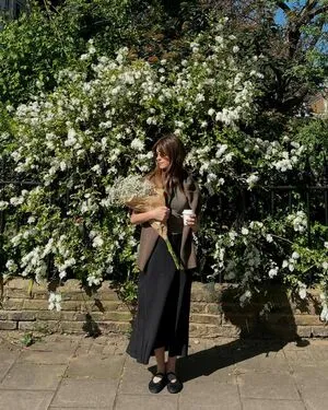 Daisy Edgar Jones OnlyFans Leaked Free Thumbnail Picture - #IJGImw9ede