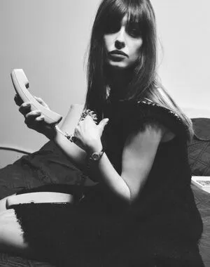 Daisy Edgar Jones OnlyFans Leaked Free Thumbnail Picture - #PEfAdsNC18