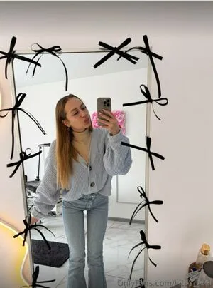 Daisy Feel OnlyFans Leaked Free Thumbnail Picture - #2eEbQFIzYA