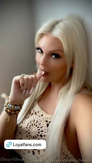 Daisy Hotwife OnlyFans Leaked Free Thumbnail Picture - #oOOxFuZmxb