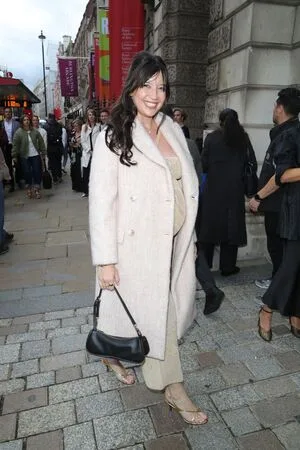 Daisy Lowe OnlyFans Leaked Free Thumbnail Picture - #ANq4qneZry