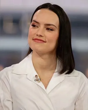 Daisy Ridley OnlyFans Leaked Free Thumbnail Picture - #1Qbfdj2Mal