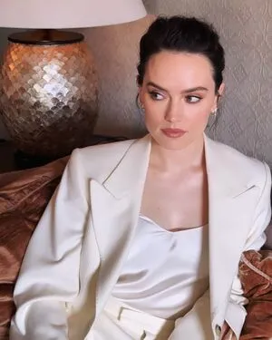 Daisy Ridley OnlyFans Leaked Free Thumbnail Picture - #2QND185ypC