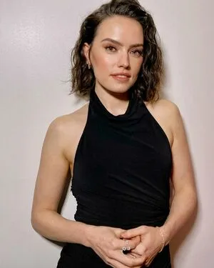 Daisy Ridley OnlyFans Leaked Free Thumbnail Picture - #2oxe3E81xL