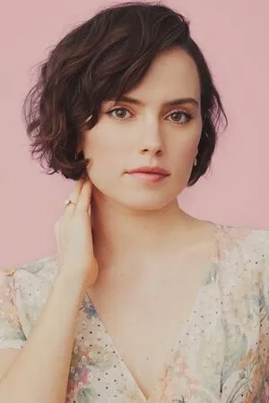 Daisy Ridley OnlyFans Leaked Free Thumbnail Picture - #7OeG5a24dx
