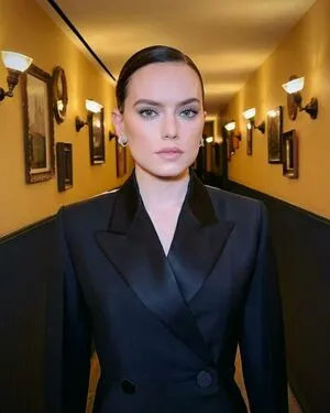 Daisy Ridley OnlyFans Leaked Free Thumbnail Picture - #ApeANyEcIL