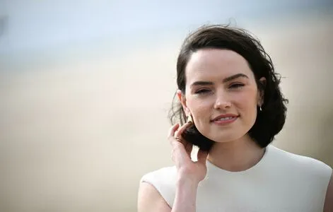 Daisy Ridley OnlyFans Leaked Free Thumbnail Picture - #Dztz2guOTJ