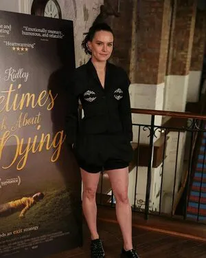 Daisy Ridley OnlyFans Leaked Free Thumbnail Picture - #PAAMCdINR0