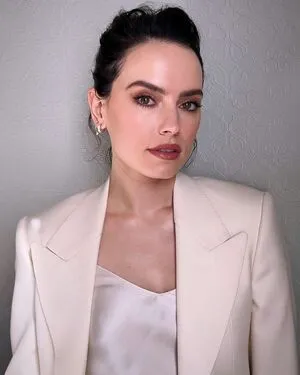 Daisy Ridley OnlyFans Leaked Free Thumbnail Picture - #WInFBRLyOF