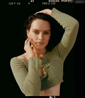 Daisy Ridley OnlyFans Leaked Free Thumbnail Picture - #d83B4Gk8OK