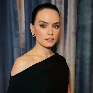 Daisy Ridley OnlyFans Leaked Free Thumbnail Picture - #grdQJWUTen